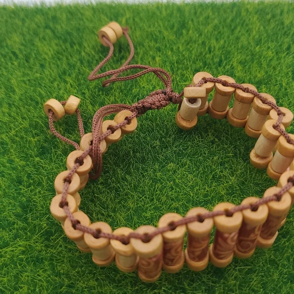 Tiki‎ Wooden Beaded Bracelet B3006